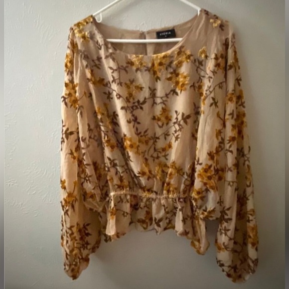 Storia Tops - STORIA Velvet Burnout Semi Sheer Dolman Sleeve Blouse Size XL